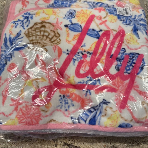 Lilly Pulitzer Accessories - Lilly Pulitzer Beach Chair cover